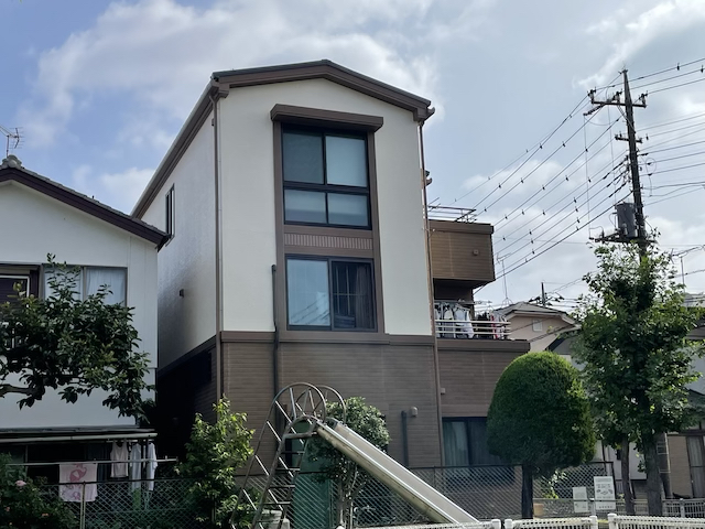草加市　積水ハウス外壁塗装工事　完成写真